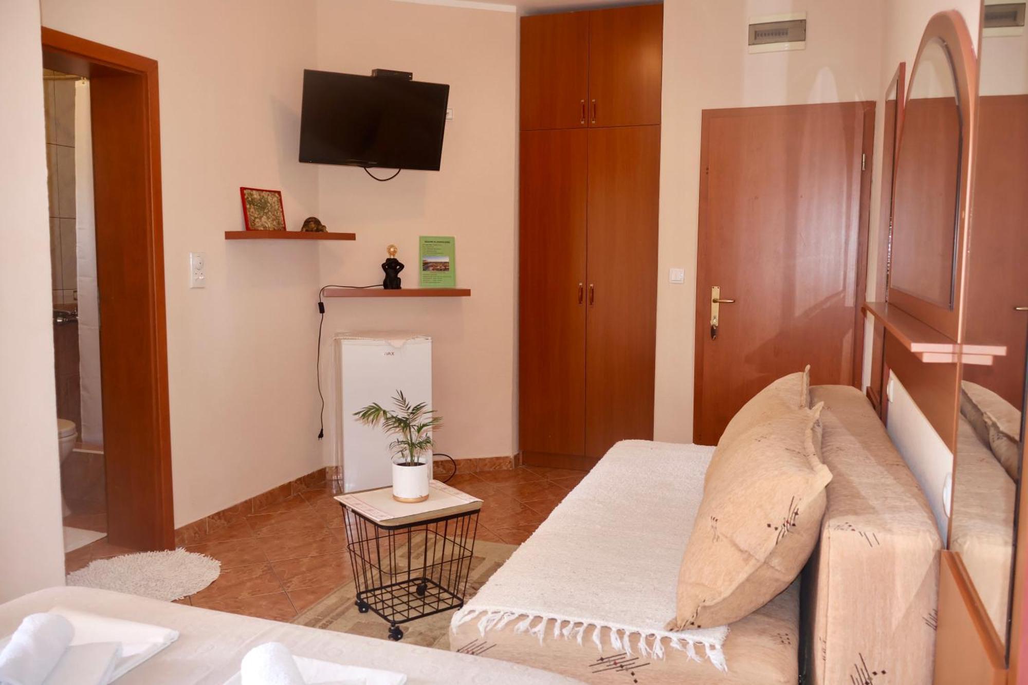 Pansion Nobel Hotel Petrovac Room photo