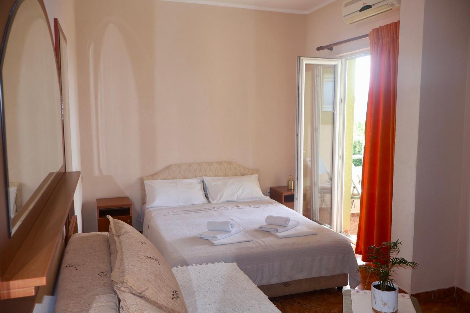 Pansion Nobel Hotel Petrovac Room photo