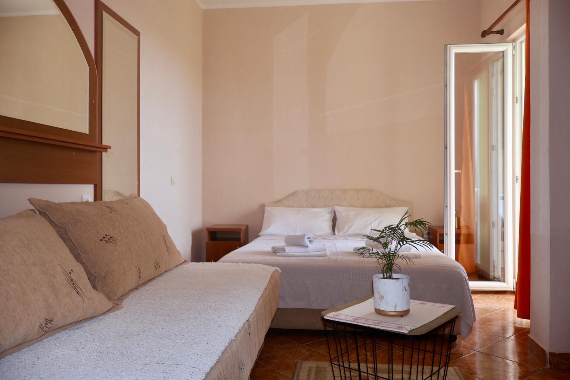 Pansion Nobel Hotel Petrovac Room photo