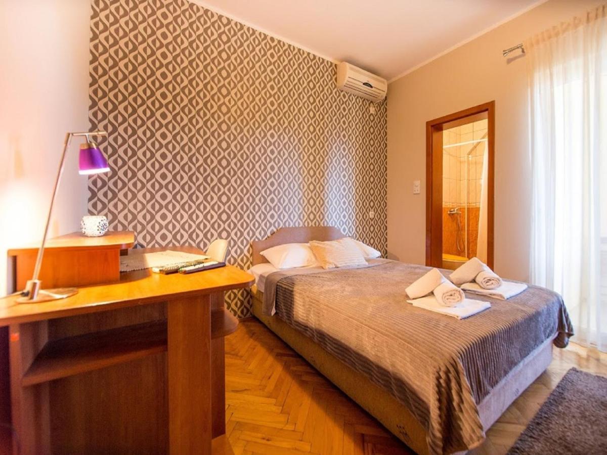 Pansion Nobel Hotel Petrovac Exterior photo